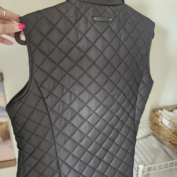 Lauren Ralph Lauren Black Quilted Crest Puffer Vest - Picture 3 of 3